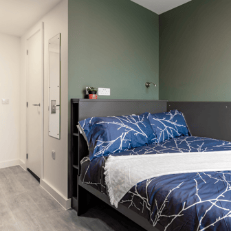 Superior En Suite - Image 3